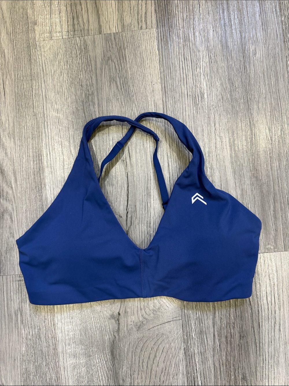 Oner Active Deep Blue V‑Neck Cross‑Back Sports Bralette